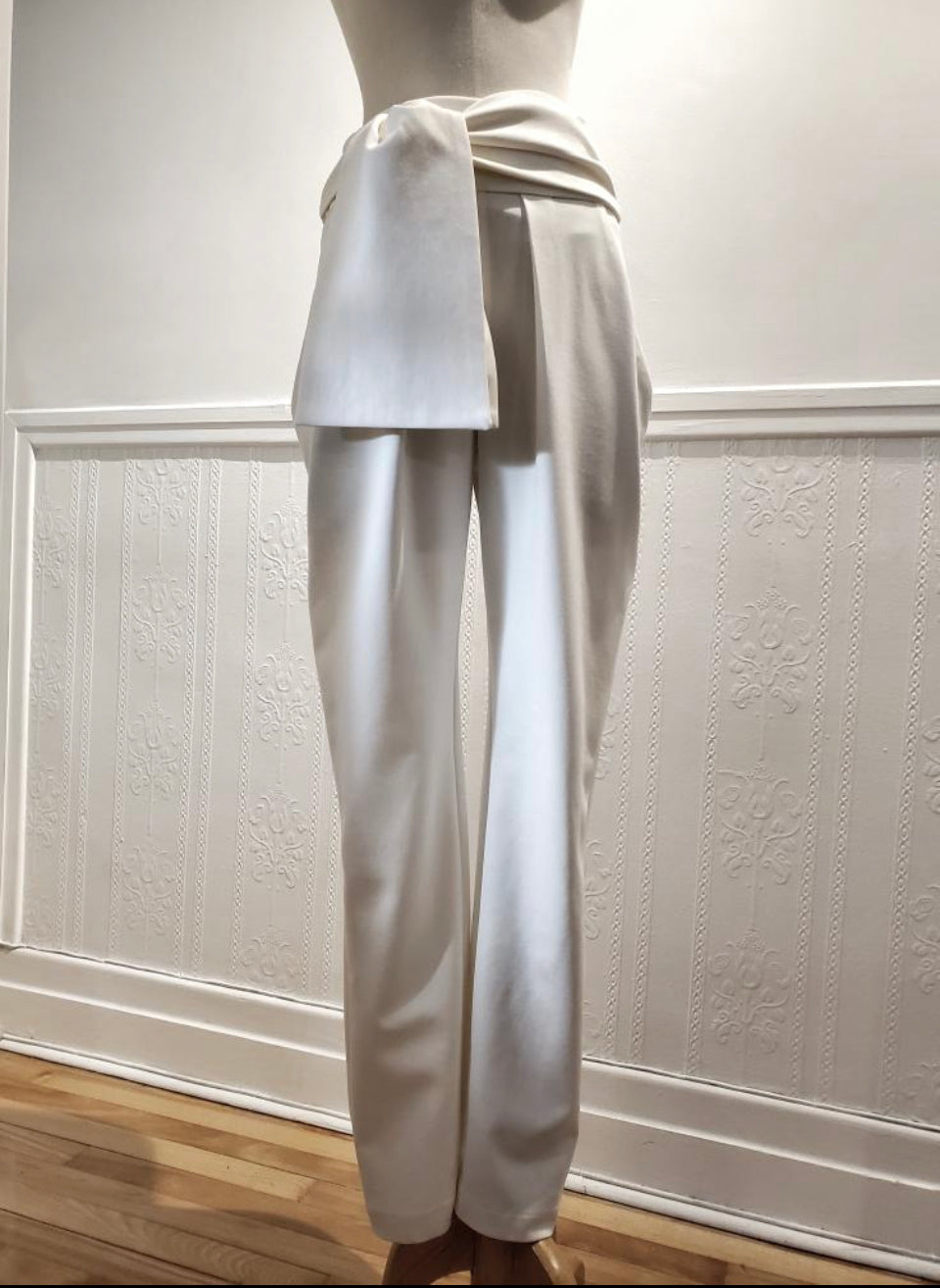 Belted pants