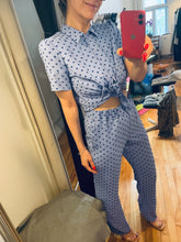 Load image into Gallery viewer, Shoulder pad blouse
