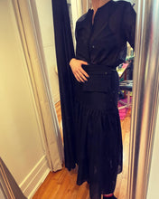 Load image into Gallery viewer, Veil shirt
