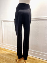 Load image into Gallery viewer, Belted pants

